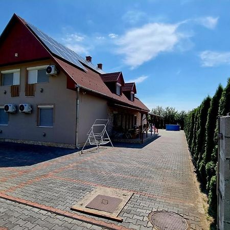 Relax Apartman Siofok-Sosto Exterior foto